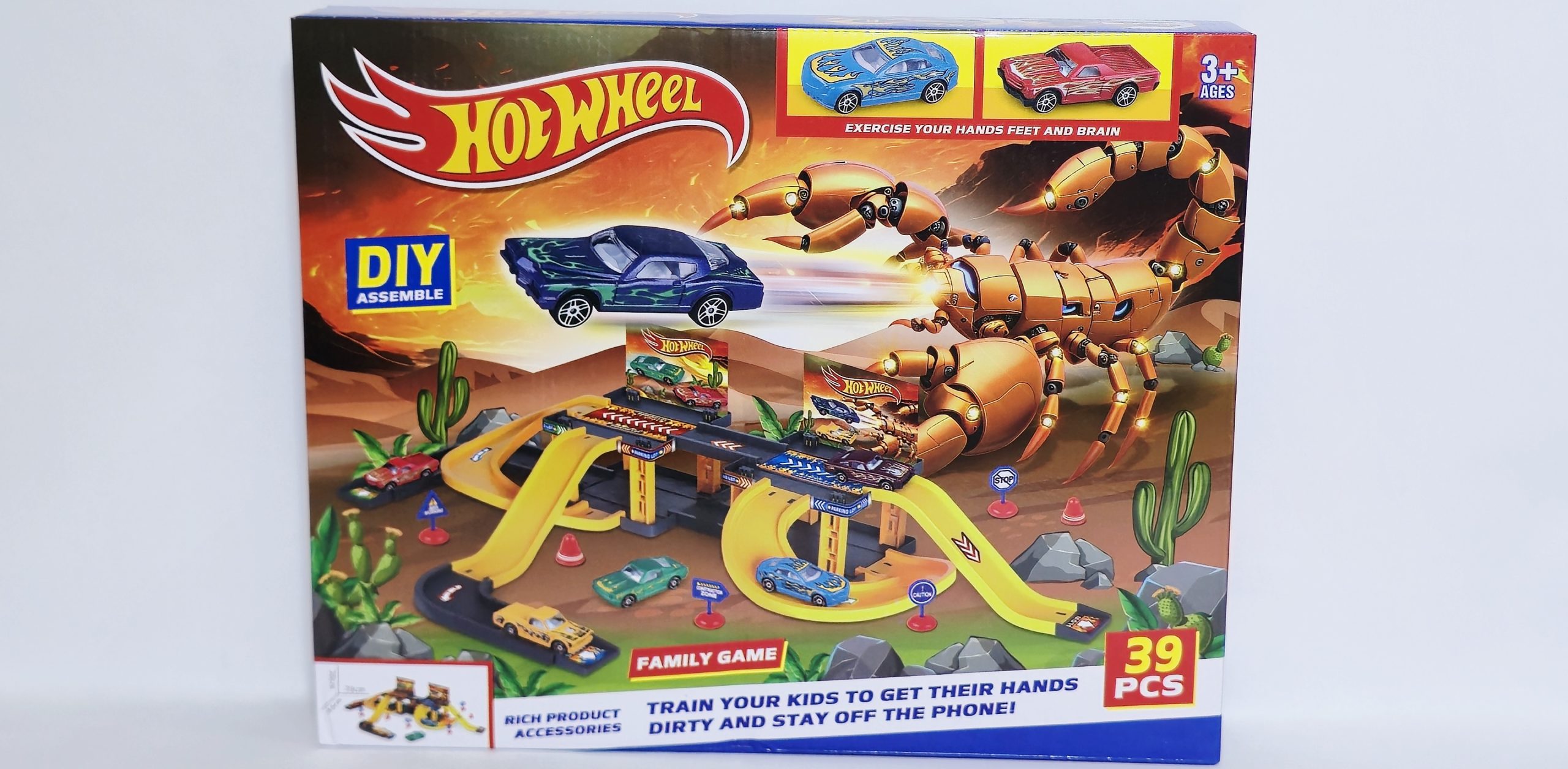 Hot Wheels DIY Сглобяема Писта – Скорпионска Арена за Екстремни Приключения!